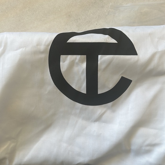 Telfar X Mooseknuckles Medium Bag - Picture 5 of 5